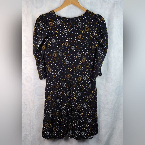 Karl Lagerfeld Paris Puff Sleeve Celestial print dress size 6 - Picture 2 of 16